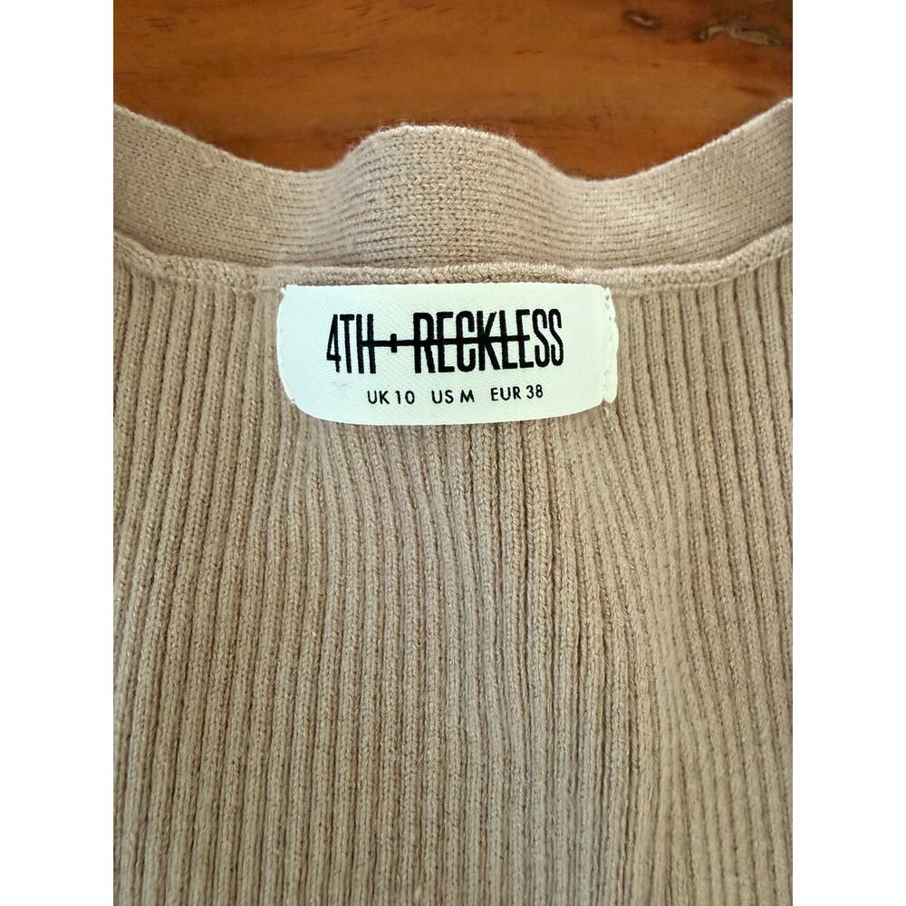 4th & Reckless Women’s Tinsley Button Front Knitted Top Size Medium - Picture 5 of 6